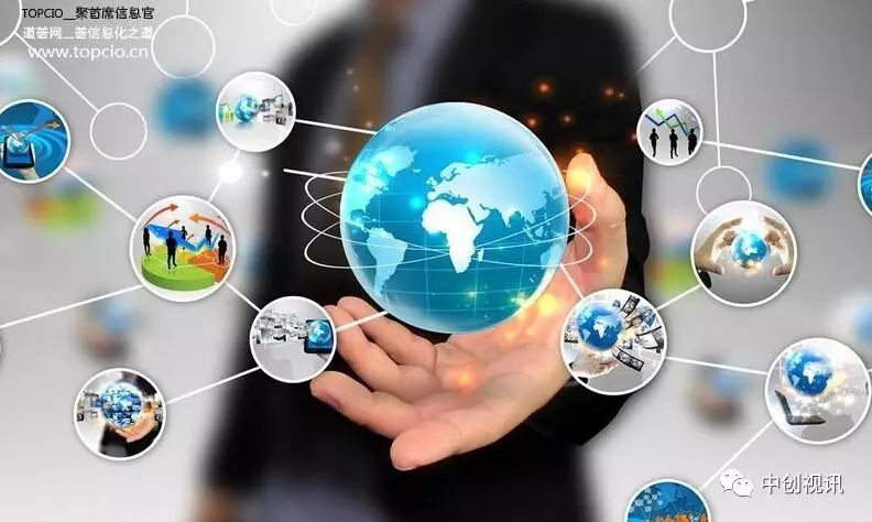 领导扒开我奶罩吸我奶头视频