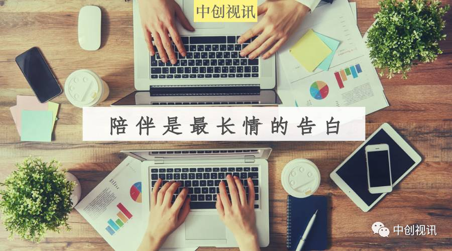 领导扒开我奶罩吸我奶头视频