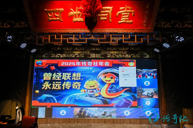 领导扒开我奶罩吸我奶头视频