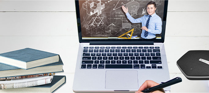 领导扒开我奶罩吸我奶头视频