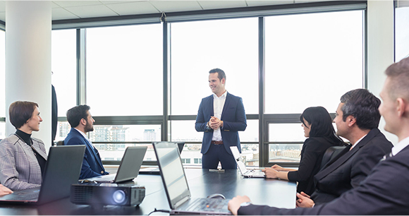 领导扒开我奶罩吸我奶头视频