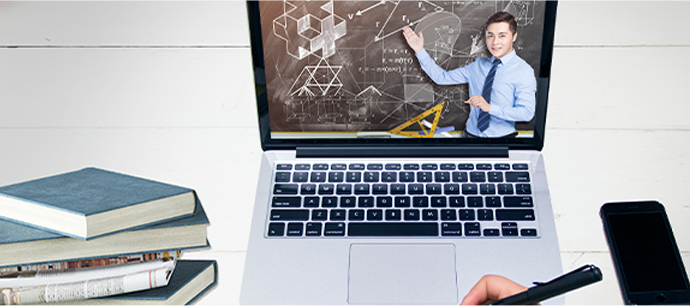 领导扒开我奶罩吸我奶头视频