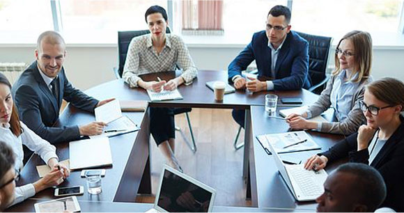 领导扒开我奶罩吸我奶头视频